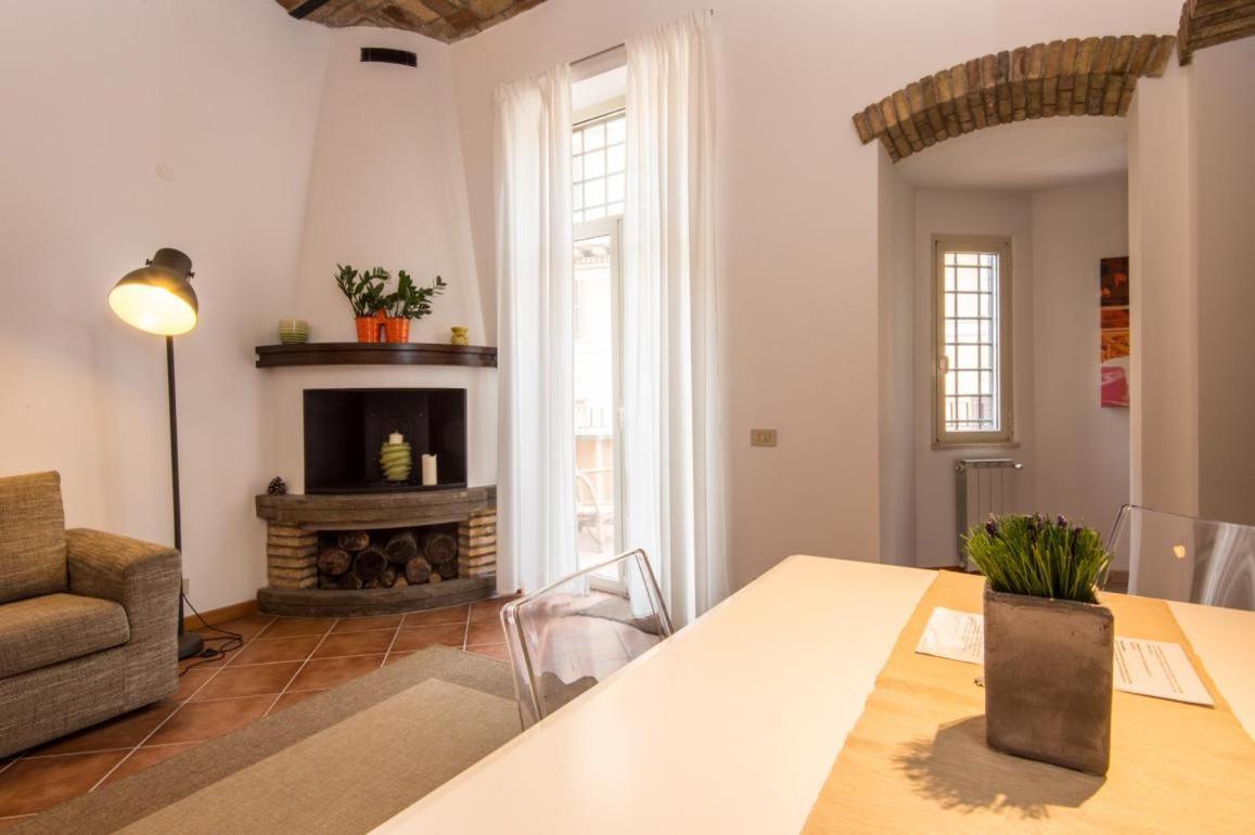 דירות רומא Barberini Cozy Terrace מראה חיצוני תמונה